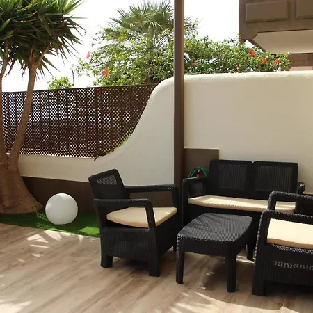 Katrina Balcon Del Mar Apartment *